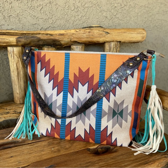 Southwest Print Lightweight Large TOTE 💠 BRAND NEW ⭐️(Last One) - Picture 3 of 10